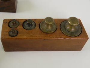 Curiosa - 3 blokken met koperen gewichten kopen? Bied vanaf 1!