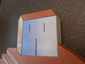 Niet of onleesbaar gesigneerd - Trompe-l'oeil (stenen kunstobject) voor aan wand. kopen? Bied vanaf 1!