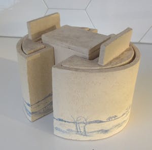Niet of onleesbaar gesigneerd - Studio Keramisch (bouw)object "Hollands rivierenlandschap" kopen? Bied vanaf 10!