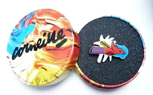 Corneille - Mooie zilveren broche met emaille opdruk + originele verpakking kopen? Bied vanaf 50!