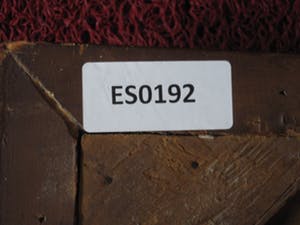 Niet of onleesbaar gesigneerd - Antiek 19e Eeuws olieverf portret van oudere Dame - met monogram kopen? Bied vanaf 10!