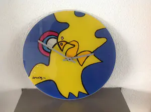 Corneille - 2 kleurrijke klokken met afbeeldingen van Corneille kopen? Bied vanaf 50!