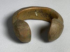 Dogon - Tribal used antique Tuareg bracelet or manilla - Nigeria kopen? Bied vanaf 25!