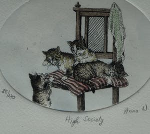 Niet of onleesbaar gesigneerd - 3 Ingelijste etsen met katten – gesigneerd Anna W. kopen? Bied vanaf 1!