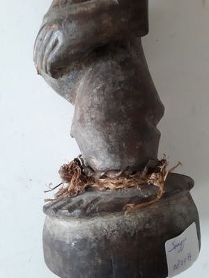 Niet of onleesbaar gesigneerd - SONGYE - Fetish beeld - Hout en ijzer kopen? Bied vanaf 10!