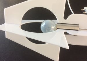 Niet of onleesbaar gesigneerd - TWEE IDENTIEKE DESIGN TAFELLAMPEN kopen? Bied vanaf 1!