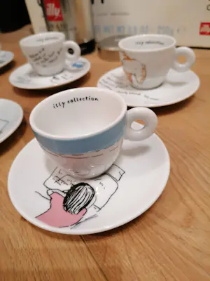illy Art Collection - illy collection 2003 espresso Shizuka Yokomizo - Dream kaufen? Bieten Sie von 175!