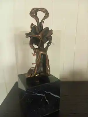 Salvador Dali - The Key - Bronze Skulptur verkocht voor € 475!