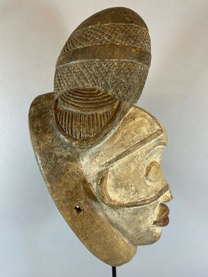 Punu - 210903 - Old Tribal used African Tsangui mask - Gabon kopen? Bied vanaf 75!
