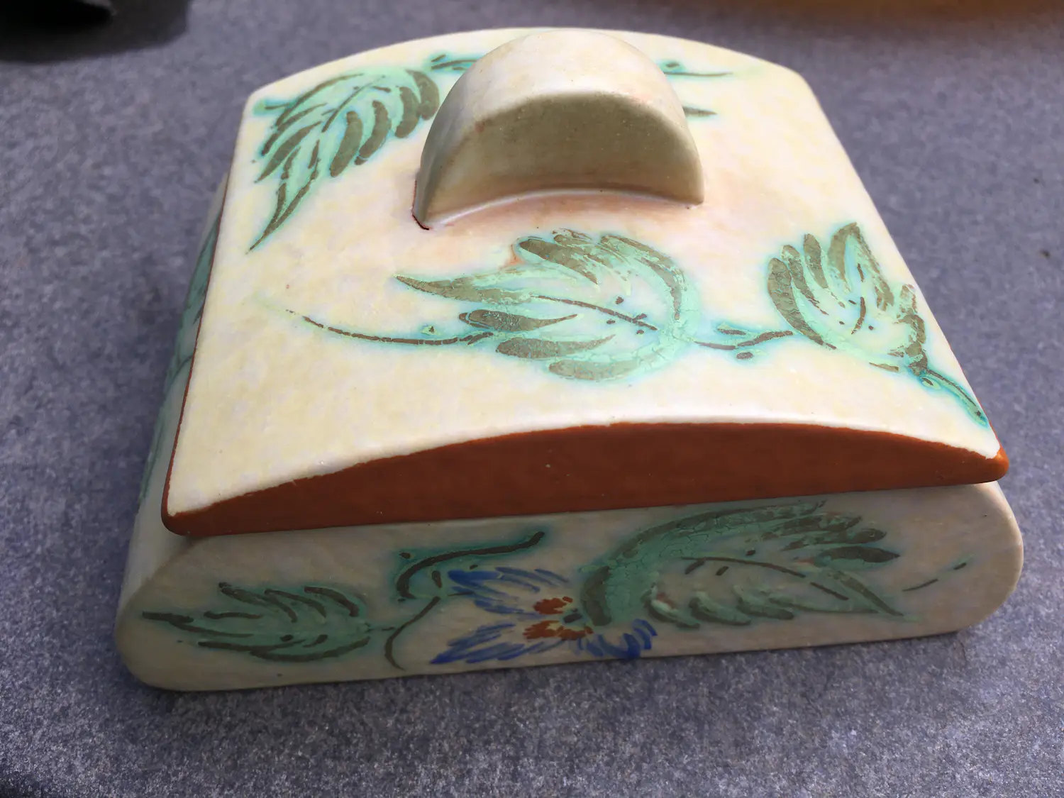 Plateelbakkerij Flora (1945-1989)