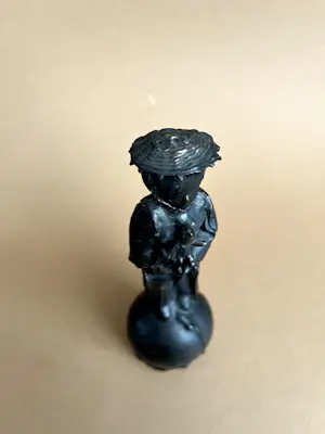 Nicolas Dings - Moeder Aarde kopen? Bied vanaf 150!