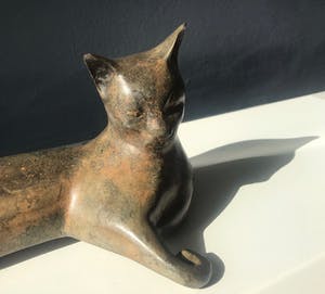 Pierre Chenet - Mooi bronzen beeld - poes - Met stempel van de fonderie Chenet kopen? Bied vanaf 185!
