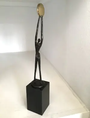Corry Ammerlaan - Sculptuur “ Op weg naar een zonnige toekomst! “ Gesigneerd kaufen? Bieten Sie von 1!