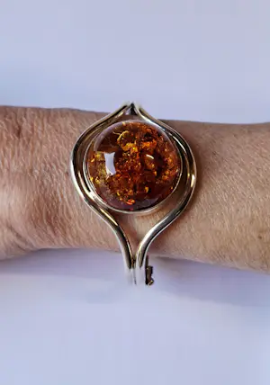 Ambachtelijke prachtige gold amber sterling zilveren armband kopen? Bied vanaf 125!