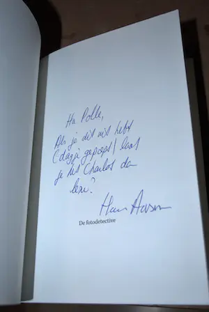 Hans Aarsman - De fotodetective, 2012 - gesigneerd met opdracht kopen? Bied vanaf 30!