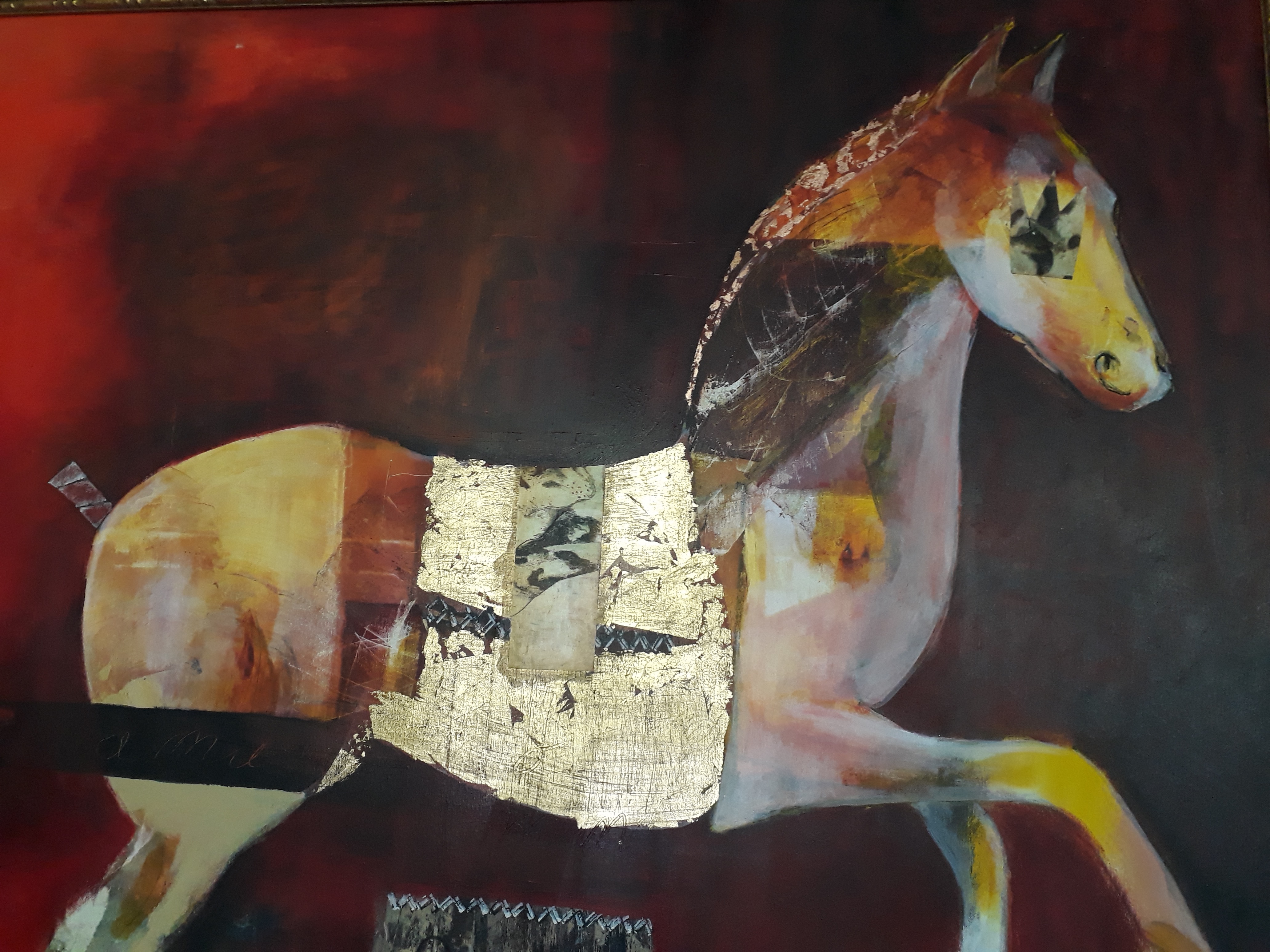 Helena Nascimento - Gold & red horse kopen? Bied vanaf 1575!