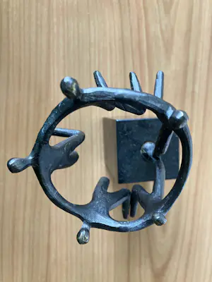 Luise Kött-Gärtner - Prachtig bronzen beeld op zwart marmeren voet. kopen? Bied vanaf 35!