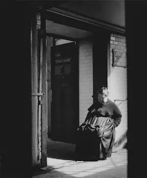 Willy Ronis - Toilettes Publiques 1951 kopen? Bied vanaf 100!