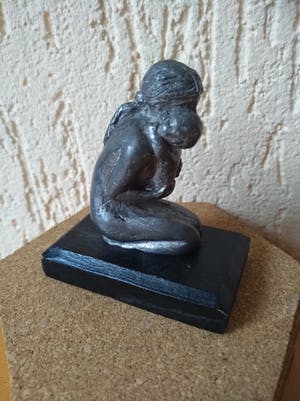 Corry Ammerlaan - Moeder en Kind op sokkel kopen? Bied vanaf 15!