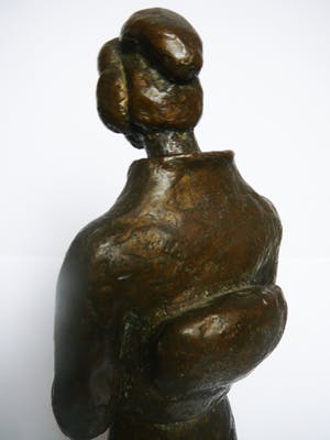 Brons (Onbekend) - Biddende vrouw in kimono -brons- kopen? Bied vanaf 75!