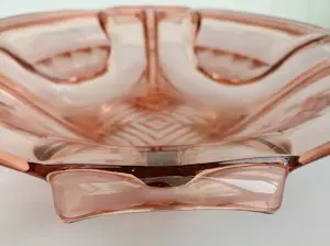 August Walther & Sohne AG - Roze persglas schaal "Sigrid" kopen? Bied vanaf 20!