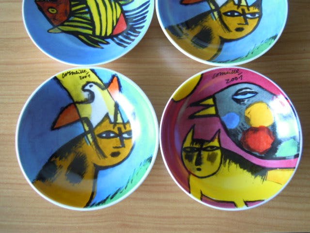 Corneille - 6 Schaaltjes uit 2001 - in nieuwstaat. kopen? Bied vanaf 25!
