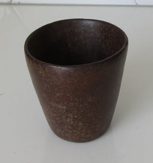 Niet of onleesbaar gesigneerd - Antieke Chinese houten pot en beker uit de 19e eeuw kopen? Bied vanaf 10!
