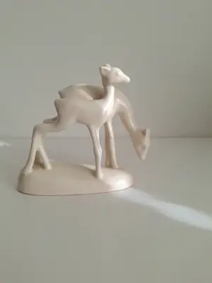 Plateelbakkerij Zuid-Holland - Art Deco, twee hertjes kopen? Bied vanaf 69!
