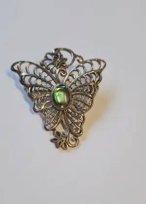 Art Nouveau-sterlingzilveren vlinderbroche en hanger uit  1910. kopen? Bied vanaf 40!