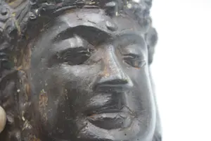 Niet of onleesbaar gesigneerd - Zeer Oude Drie Koppige Bronzen Boehda Sculptuur (1800) kopen? Bied vanaf 1!