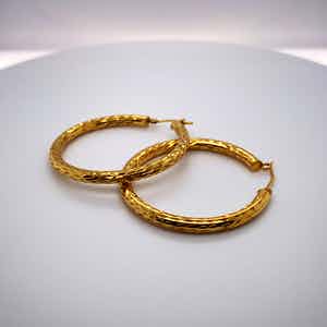 9kt gouden oorringen, 35mm , 2,02gr verkocht voor € 50!