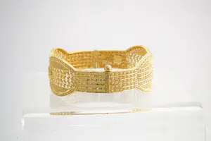 143-  Aparte 18krt geel-gouden armband - Arabisch motief / opengewerkt model kopen? Bied vanaf 1060!