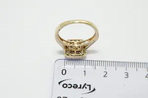 98 - Klassieke 14Kt goud & diamanten ring - brilliant en princess cut - 1.25ct kopen? Bied vanaf 580!