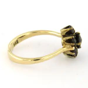 Buy BWG gele ring bezet met granaat – 3.2 gram – ringmaat 17.25(54)? Bid from 190!