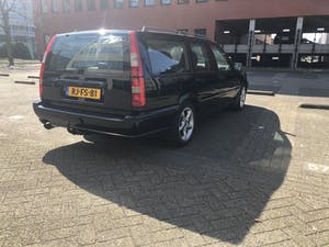 Peter Horbury - klassieke Volvo V70 met een interieur van José Luis Diaz de La Vega kopen? Bied vanaf 1!