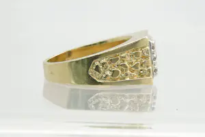 126 - Vintage 14krt geelgouden heren Carré of cluster ring met 0.30ct diamant kopen? Bied vanaf 480!