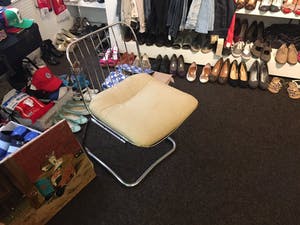 Gastone Rinaldi - Twee draad metalen eetkamerstoelen voor Rima / Roche Bobois kopen? Bied vanaf 10!