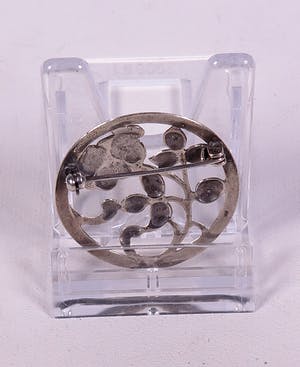 Opengewerkte zilveren broche met roos. kopen? Bied vanaf 1!