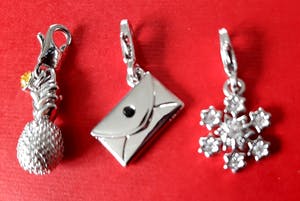 Curiosa - Swarovski 3 hanger kopen? Bied vanaf 1!