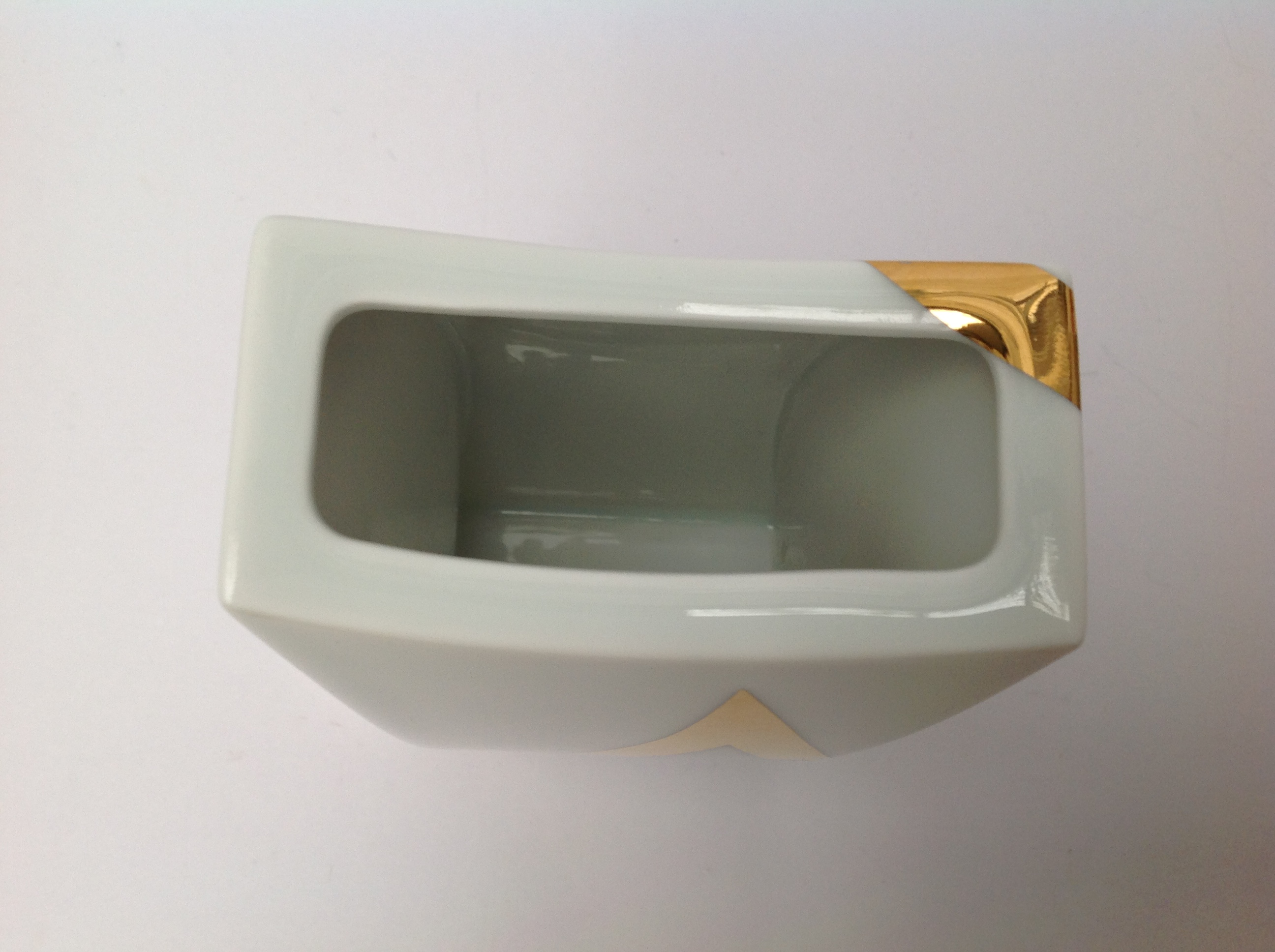 Jan van der Vaart - Prachtig vaasje, porselein Rosenthal, genummerd 3796/18 kopen? Bied vanaf 65!