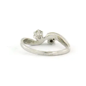 14k wit gouden ring bezet met briljant geslepen diamanten tot. 0.32ct kopen? Bied vanaf 425!