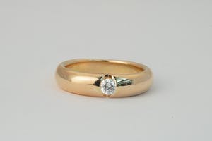2566 - Elegante diamanten rosé-gouden dames solitairring - 0.15ct - 14krt goud kopen? Bied vanaf 280!