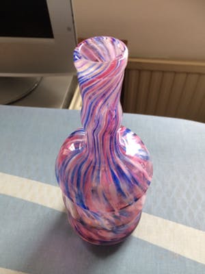 Niet of onleesbaar gesigneerd - Veelkleurige flesvaas kopen? Bied vanaf 10!