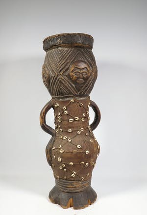 Afrikaans - Hout, leer, kaurischelpen, Trommel kopen? Bied vanaf 1!