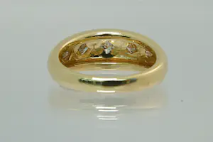91- Zo goed als nieuwe 18 Krt gouden fantasie ring met 5 princess cut diamanten kopen? Bied vanaf 600!