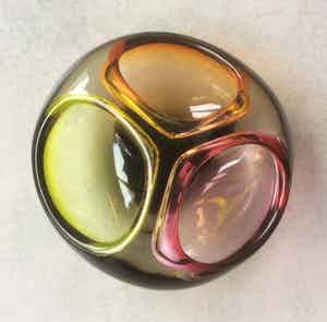 Niet of onleesbaar gesigneerd - ZELDZAAM MASSIEF MEERKLEURIG GLAZEN OBJECT verkocht voor € 1!