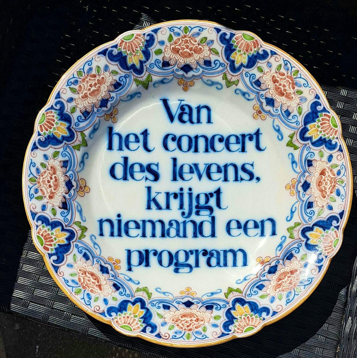 Koninklijke Tichelaar Makkum - Van het concert des levens verkocht voor € 25!