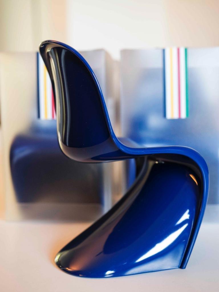 Verner Panton - Miniatuur Panton Chair verkocht voor € 30!