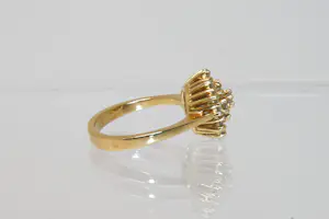 12- Charmante 18 Krt geel-gouden rozet ring met 19 briljanten (0.65ct) diamant kopen? Bied vanaf 600!