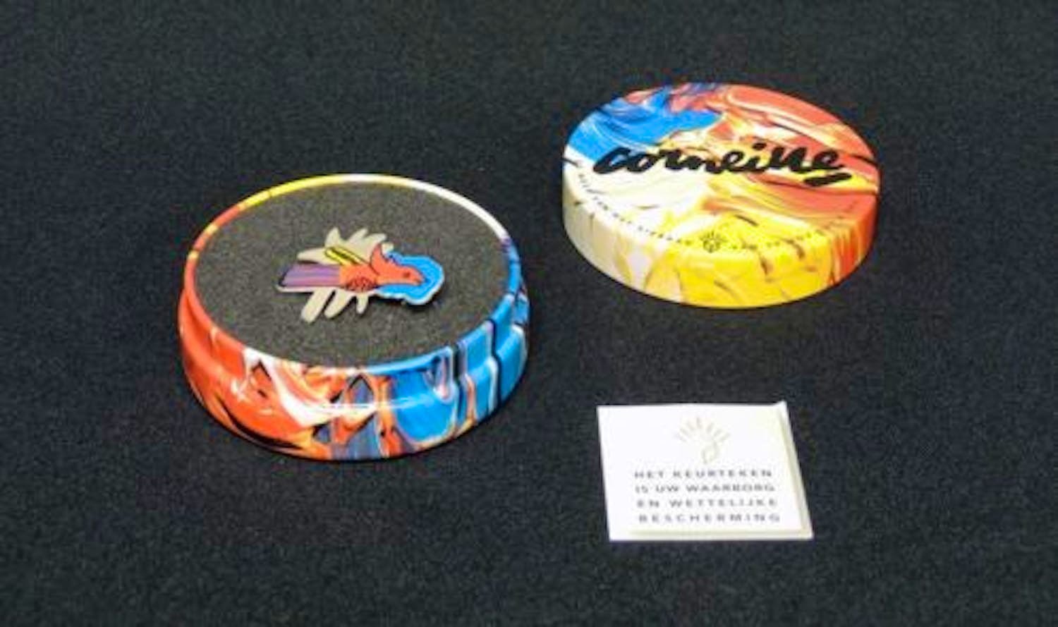 Corneille - Zilveren broche met blikje kopen? Bied vanaf 65!